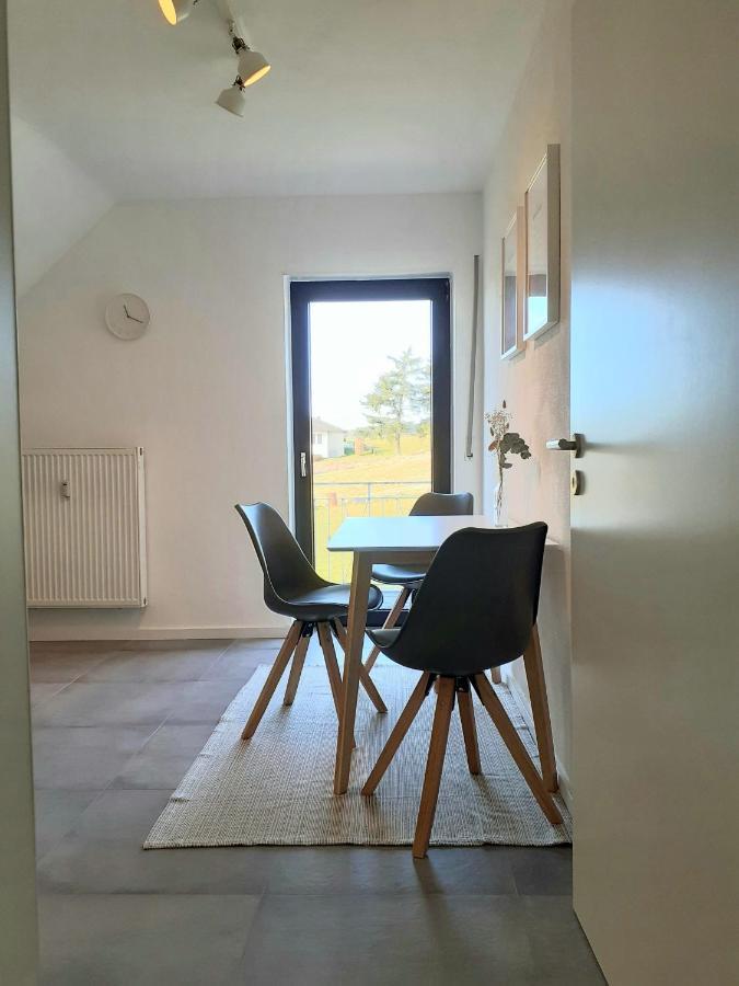 Eifelstern-Schoene Ferienwohnung Mit Balkon Kalenborn-Scheuern 外观 照片